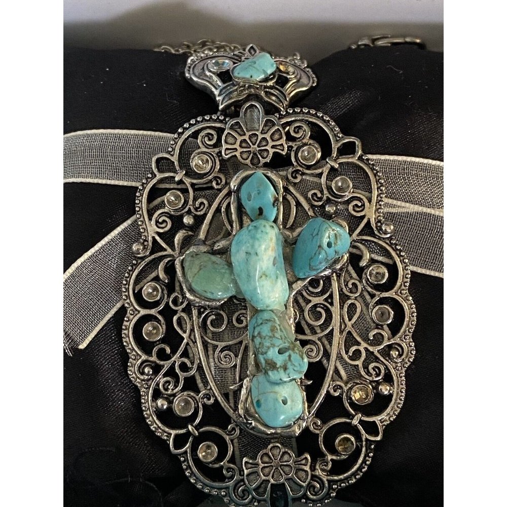 Silvertone Large Oval Cross Shaped Faux Turquoise Stone 16” Necklace Pendant Box